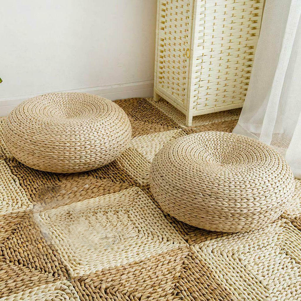 Okrągły puf z naturalnej słomy – Japanese Home Textiles recenzja i cena